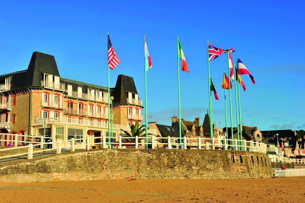 Vtf L'Hotel Des Bains Сен-Каст-ле-Гильдо Экстерьер фото